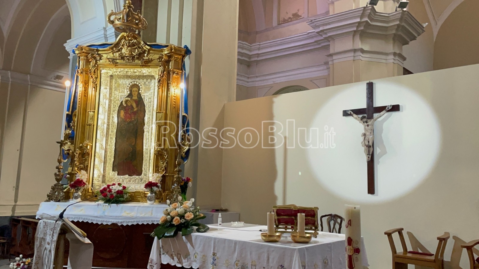 Preghiera del Crotone Calcio – Duomo di Crotone Madonna di Capo Colonna (Redazione 11.05.2023) (10)